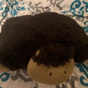 Mini monkey pillow pet! Vintage 2010s pillow for kids! Gently used!